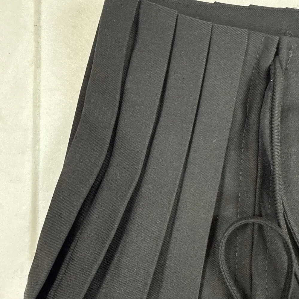 Chu Sau Beauty Skorts Women’s Size M Black Pleated Mini skirt Schoolgirl Style